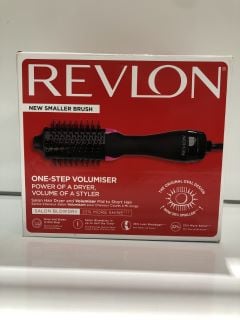 2 X REVLON ONE STEP VOLUMISER RRP £100