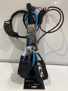 QTY OF ITEMS TO INCLUDE 7"SUP REG ESSENTIAL LEASH BLACK TOTAL RRP £140