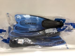 2 X CRESSI AGUA FINS UK SIZE 8.5/ 9.5 TOTAL RRP £70