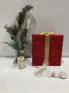 QTY OF ITEMS TO INCLUDE LIGHT UP CHRISTMAS PARCEL