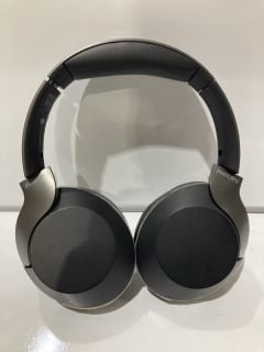 1 X PHILIPS BLACK HEADPHONES