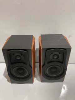 3 X BOOKSHELF SPEAKER AND PASSIVE SPEAKER