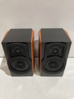 2 X BOOKSHELF SPEAKER AND PASSIVE SPEAKER