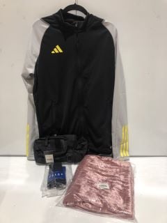 QTY OF CLOTHES INCLUDING BLACK AND YELLOW JACKET ADIDAS MEDIUM