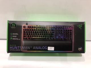 1 X RAZER HUNTSMAN ANALOG KEYBOARD