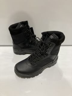 1 X MIL-TEC SWAT BOOTS