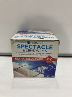 QTY OF SPECTACLE LENS WIPES