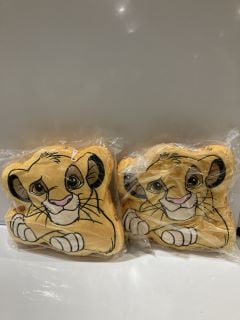 QTY OF THE LION KING SHAPED CUSHION