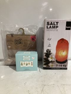 BOX OF ASSORTED HOUSEHOLD ITEMS TO INCLUDE HIMALAYAN SALT LAMP 7 - 10 KG