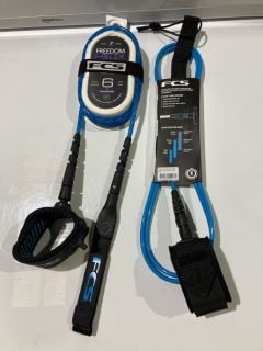 QTY OF ITEMS TO INCLUDE FCS CLASSIC LEASH, FCS FREEDOM HELIX 7 INCH ALL ROUND LEASH