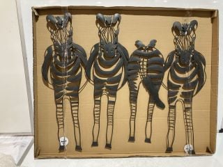 5 DESIGN TOSCANO STATIC STRIPES SCULPTURAL ZEBRA WALL FRIEZE TOTAL RRP £299.75