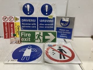 QTY OF ASSORTED ITEMS TO INCLUDE CAUTION WET FLOOR SIGNS