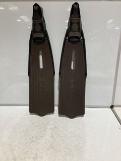 3 STINGRAY EVO FINS PAIR BROWN SIZE 37/38 TOTAL RRP £150