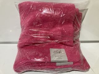 QTY OF BEDDING ITEMS TO INCLUDE LARGE PINK BLANKET