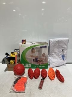 QTY OF ASSORTED ITEMS TO INCLUDE UBRAVOO KIDS BOOSTER CHAIR SIZE 6M-36M