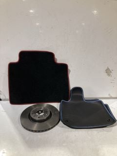 QTY OF ASSORTED ITEMS TO INCLUDE CAR MAT BLACK/RED