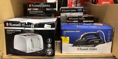 QUANTITY OF KITCHEN & APPLIANCES ITEMS TO INCLUDE RUSSELL HOBBS POWER STEAM ULTRA IRON, CERAMIC NON-STICK SOLEPLATE, 210G STEAM SHOT, 70G CONTINUOUS STEAM, 350ML WATER TANK, SELF-CLEAN, ANTI-CALC & A