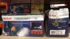 QUANTITY OF KITCHEN & APPLIANCES ITEMS TO INCLUDE TEFAL STEAM IRON, ULTIMATE TURBO PRO ANTI-SCALE, 3000W, BLACK & GOLD, FV5696: LOCATION - RACK B