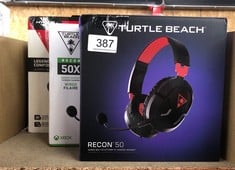 QUANTITY OF TECH & GAMING ITEMS TO INCLUDE TURTLE BEACH RECON 50 GAMING HEADSET FOR PC, PS5, PS4, XBOX SERIES X|S, XBOX ONE & NINTENDO SWITCH: LOCATION - RACK C