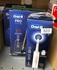 QUANTITY OF HEALTH & BEAUTY ITEMS TO INCLUDE ORAL-B PRO 3 ELECTRIC TOOTHBRUSH FOR ADULTS, 1 CROSS ACTION TOOTHBRUSH HEAD, 3 MODES, ORAL B ELECTRIC TOOTHBRUSH WITH PRESSURE SENSOR, 2 PIN UK PLUG, 3000