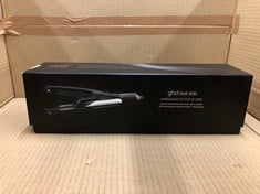 GHD DUET STYLE 2-IN-1 HOT AIR STYLER IN BLACK - TRANSFORMS HAIR FROM WET TO STYLED WITH AIR-FUSION TECHNOLOGY, BLACK.: LOCATION - RACK D