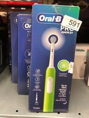 QUANTITY OF HEALTH & BEAUTY ITEMS TO INCLUDE ORAL-B PRO JUNIOR KIDS ELECTRIC TOOTHBRUSH, 1 TOOTHBRUSH HEAD, 3 MODES WITH KID-FRIENDLY SENSITIVE MODE, FOR AGES 6+, 2 PIN UK PLUG, GREEN: LOCATION - RAC