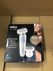 BRAUN SILK-ÉPIL 9 FLEX 9-002 - EPILATOR WITH FLEXIBLE HEAD FOR EASIER HAIR REMOVAL, WHITE/GOLD.: LOCATION - B RACK