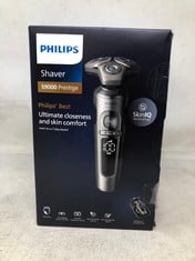 PHILIPS SHAVER SERIES 9000 PRESTIGE, WET AND DRY ELECTRIC SHAVER, BRIGHT CHROME, LIFT & CUT SHAVING SYSTEM, SKINIQ TECHNOLOGY, QI CHARGING PAD, BEARD STYLER, NOSE TRIMMER, MODEL SP9871/22. RRP £420: