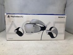 PLAYSTATION VR 2 (PSVR2) WHITE. RRP £515: LOCATION - A RACK