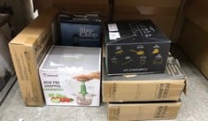 QUANTITY OF KITCHEN & APPLIANCE ITEMS TO INCLUDE SLAP CHOP FOOD CHOPPING MACHINE: LOCATION - E RACK