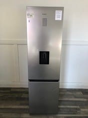 SAMSUNG FREESTANDING FRIDGE FREEZER - MODEL RB38T655DS9 RRP £799: LOCATION - FRONT FLOOR(COLLECTION OR OPTIONAL DELIVERY AVAILABLE)