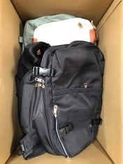 QUANTITY OF CLOTHING & APPAREL ITEMS  BACK RUCKSACK : LOCATION - D