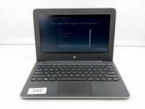 HP STREAM 11 PRO G5 64GB LAPTOP: MODEL NO TPN-Q166. INTEL CELERON N4000, 4GB RAM,: LOCATION - V RACK