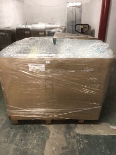 1X PALLET WITH TOTAL RRP VALUE OF £1909 TO INCLUDE 1X HISENSE ELECTRIC COOKERS MODEL NO  HDE32 11BWUK, 1X HOOVER WASHING MACHINES MODEL NO H3W410TAG GE, 1X 0 PREMIUM WASHING MACHINES MODEL NO0, 1X KE