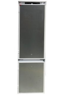 AEG INTEGRATED FRIDGE FREEZER: MODEL SCE819E5TS - RRP £929: LOCATION - D2