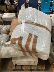 PALLET OF MATTRESSES OF VARIOUS MODELS AND SIZES INCLUDING A LUCID MATTRESS TOPPER.