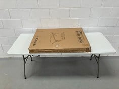 2 X TENCO TG180 FOLDING TABLE, HIGH DENSITY POLYETHYLENE, WHITE.