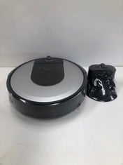 ROOMBA I7 CLEANING ROBOT (WITHOUT ORIGINAL BOX).