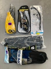 5 X MISCELLANEOUS ITEMS FOR SCUBA DIVING INCLUDING GOGGLES AND SNORKEL.