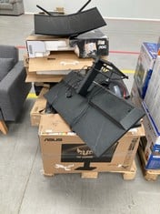 PALLET OF MONITORS OF VARIOUS MODELS AND SIZES INCLUDING ASUS (MAY BE BROKEN AND INCOMPLETE).