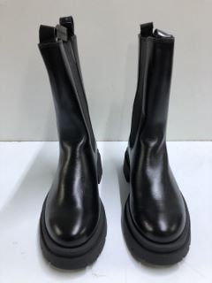 AUGUST HIGH CUT CHELSEA BLACK LEATHER BOOT - SIZE 5