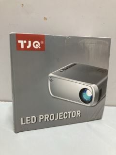 TJQ LED PROJECTOR