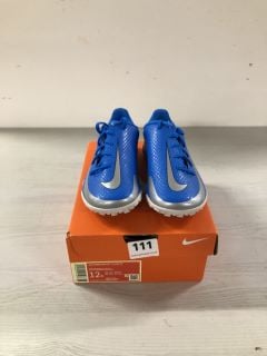 CHILDRENS NIKE JR PHANTOM GT CLUB FOOTBALL TRAINERS - SIZE UK 11.5 KIDS