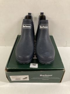 BARBOUR LRF0066OL11 WILTON FOOTWEAR IN OLIVE UK SIZE 7