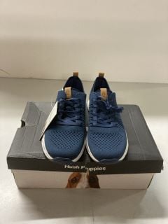 WOMEN HUSH PUPPIES OPAL TRAINERS NAVY SIZE - UK 5