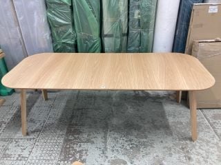 JOHN LEWIS ANYDAY ANTON 6-8 SEATER EXTENDING DINING TABLE IN OAK RRP £399