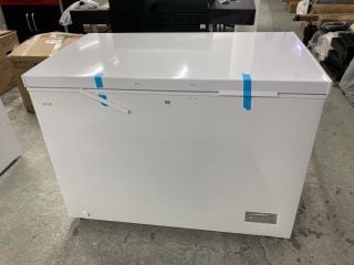 LOGIK CHEST FREEZER MODEL L308CFW23 RRP £199