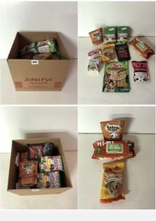 BOX OF PET ACCESSORIES TO INCLUDE PET WIPES