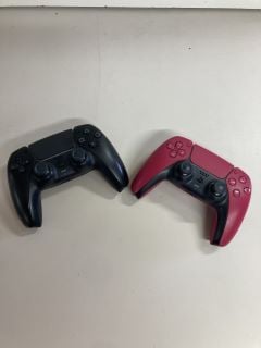 2 X SONY PLAYSTATION 5 DUAL SENSE CONTROLLERS