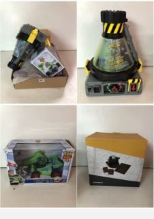 TOYS TO INCLUDE TOY STORY 4 R/C SET